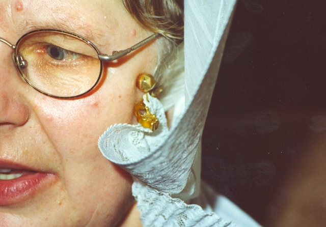 De gouden oorijzerspeld De gouden oorijzerspeld